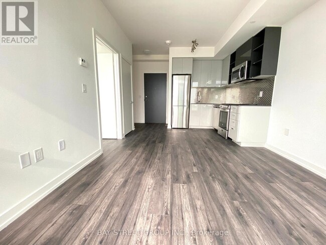 Photo - 10 De Boers Dr Unit 814