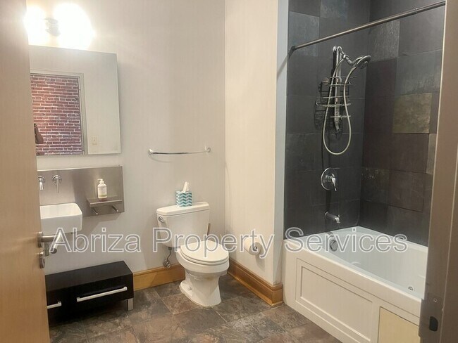 Photo - 1004 Spruce St Unidad #514