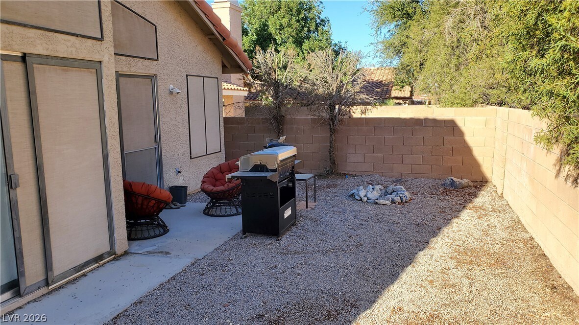 Photo - 44 Fantasia Ln