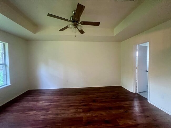 Photo - 531 Walker St