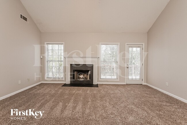 Photo - 164 Highland Cir