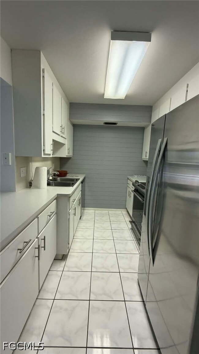 Building Photo - 2828 Jackson St Unit N6