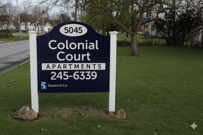 Colonial Court Apartments