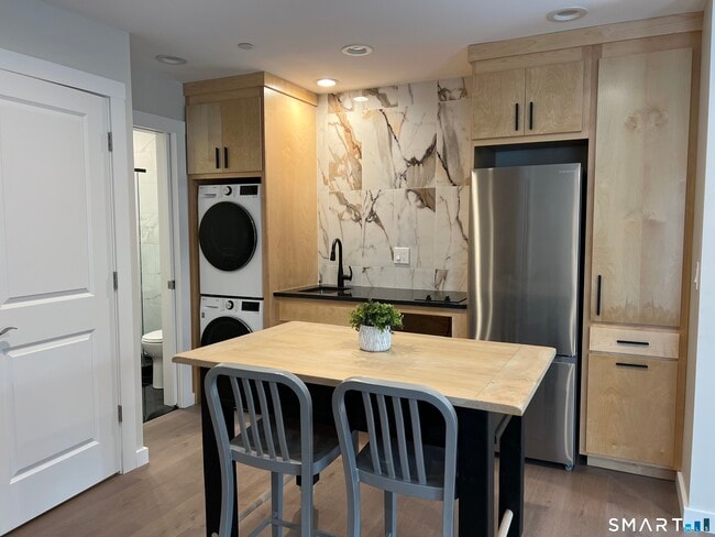 Photo - 177 Butternut St Unit 3