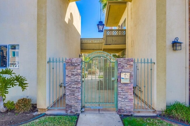 Photo - 2 Bedroom Condo For Rent - El Cajon