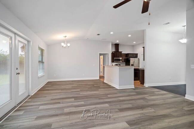 Photo - 6130 Autumn Pines Cir