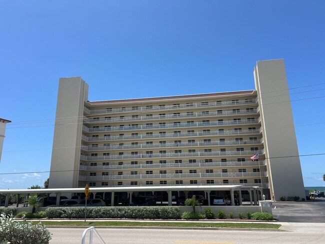 Building Photo - 255 The Esplanade N Unit 105