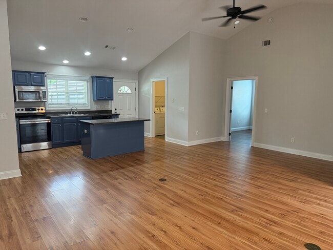 802 W Longleaf Dr Unidad 1Unit63