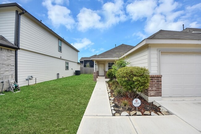 3702 Cub Dr