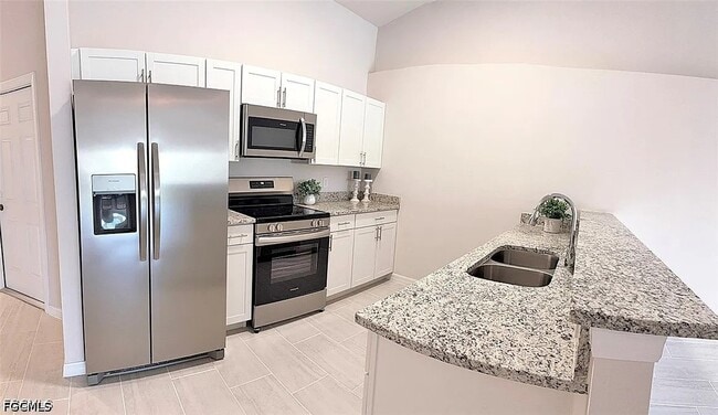 Photo - 2938 Santa Barbara Blvd S