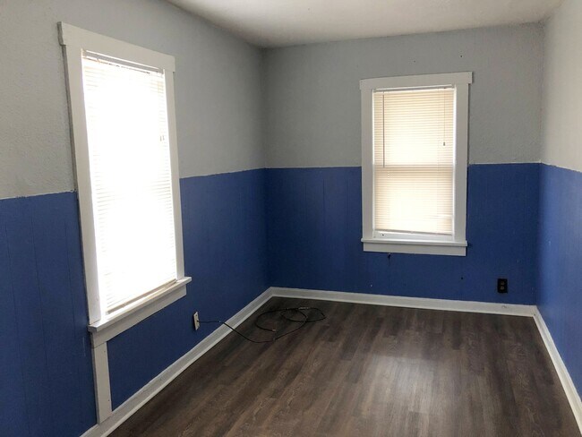 Photo - 708 N Severance St - Compact Two Bedroom h...