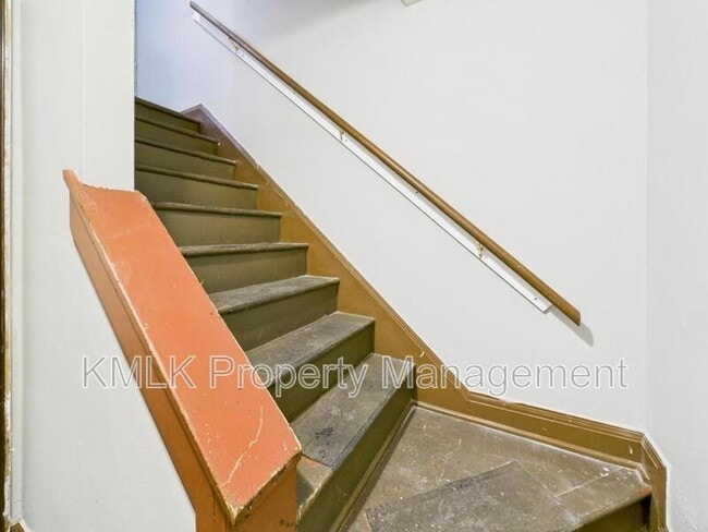 Photo - 918 Peckham St