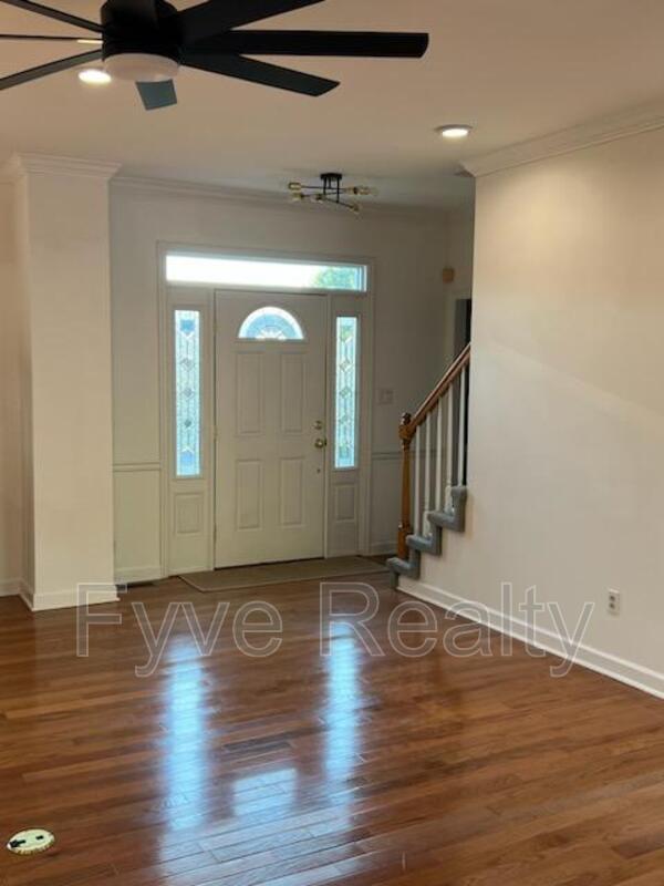 416 Sweetgum Dr
