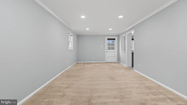Photo - 11419 Lund Pl