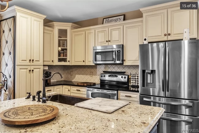 Kitchen - 61 Park St Unit House