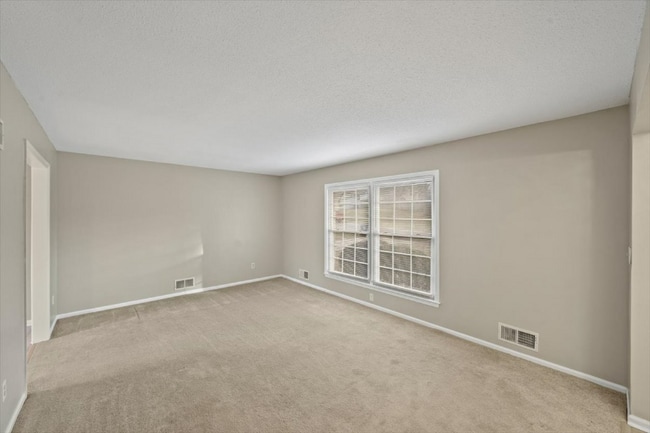 Photo - 11800 E 77th St