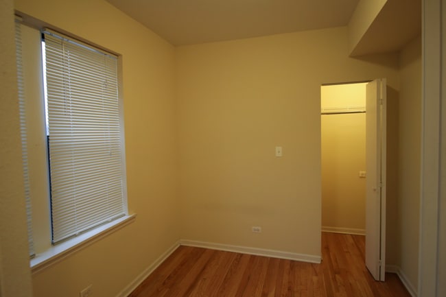 Photo - 2807 W Lawrence Ave Unidad D2S