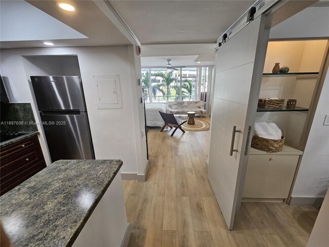 Photo - 1408 Brickell Bay Dr Unit 316