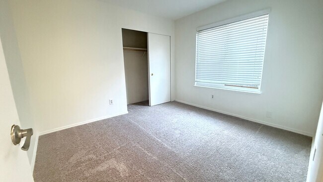 Photo - Charming 2 bed 2 bath