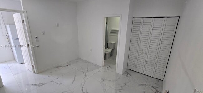 Building Photo - 13440 SW 178th St Unit Efficiency