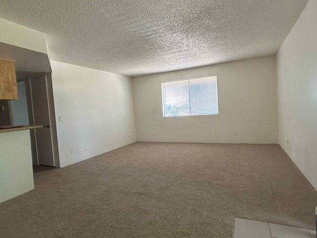 Photo - CONTINENTAL PLAZA CONDO