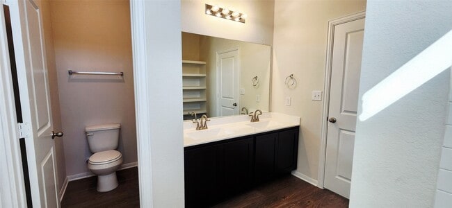 Photo - 406 Magnolia Ln