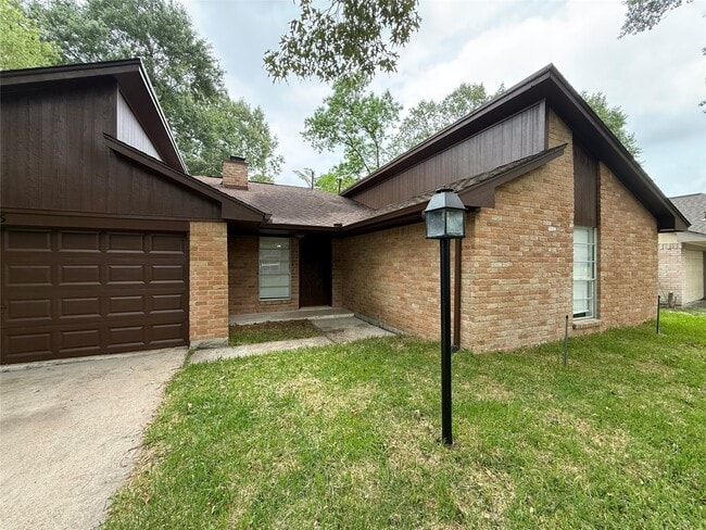 Photo - 2075 Little Cedar Dr