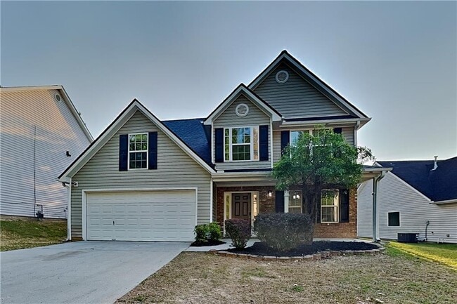 Building Photo - 1595 Stephens Pond View