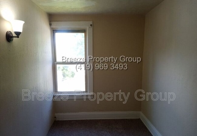 Photo - 135 Everett St