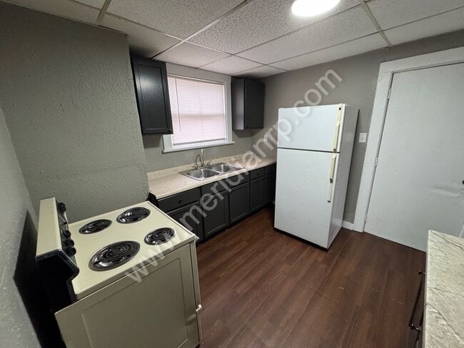 Photo - 3217 Raymond St