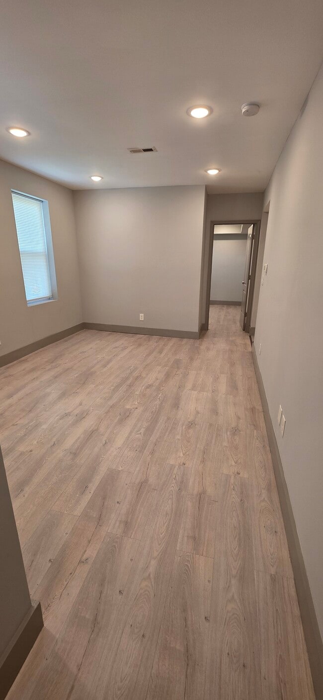 Photo - 533 N Belnord Ave Unit Apt B