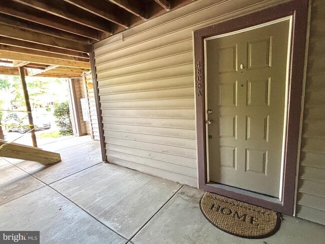 Photo - 4805A Aberdeen Dr