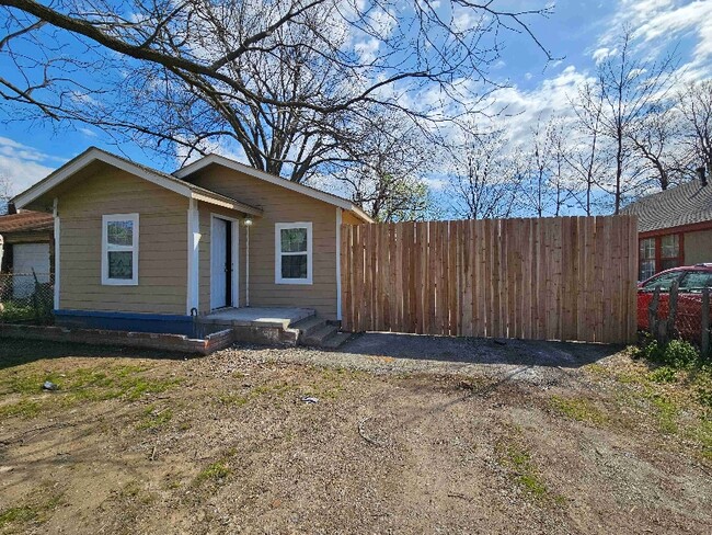 Building Photo - 4831 S 30th W Ave Rental