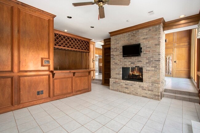 Photo - 15010 Terrace Oaks Dr