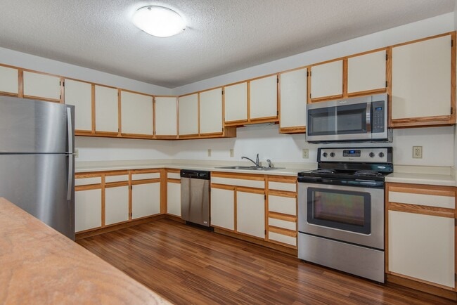 Vernon Oaks Apartments