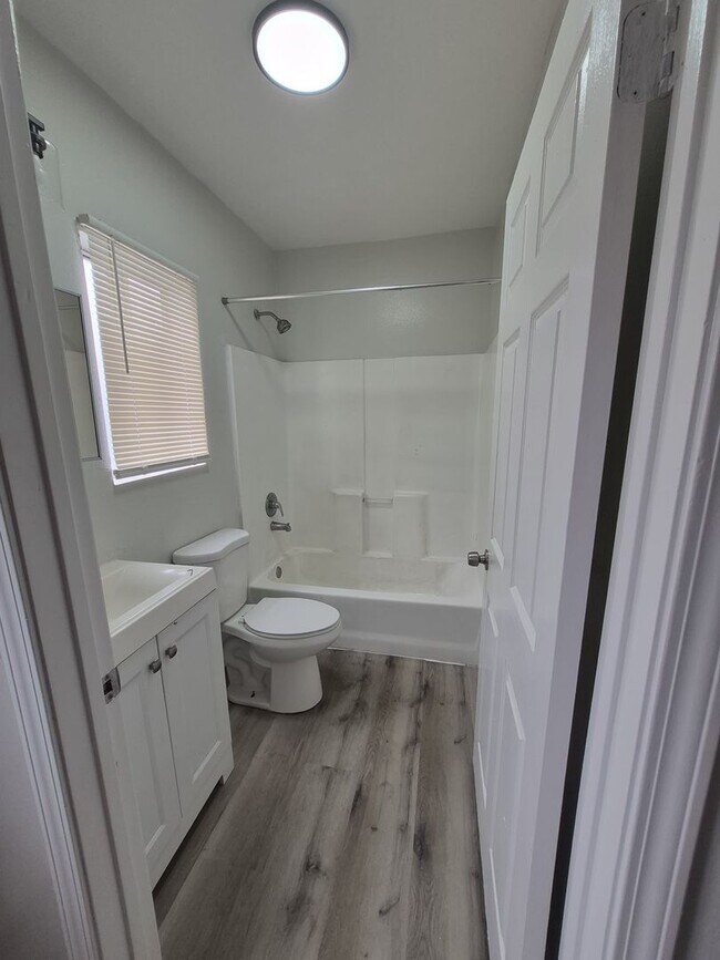 151 E 62nd St Unit 153 1/2