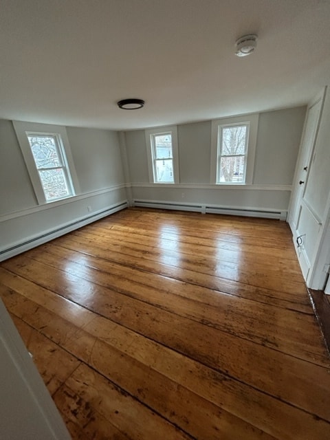 Building Photo - 73 Essex St Unit 2