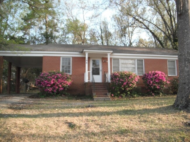 Photo - 198 Collins Dr House