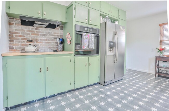 Photo - 3802 33rd St