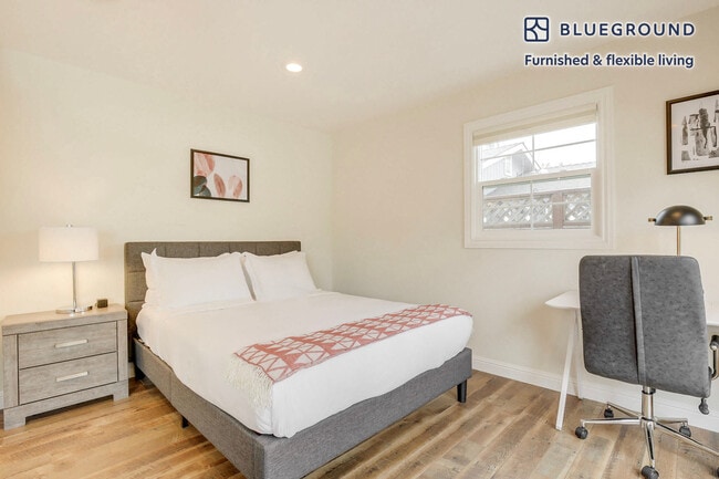 Photo - 350 Rutland Ave