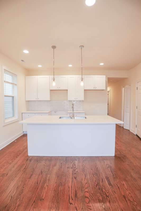 Photo - 2342 N Lawndale Ave Unit 1