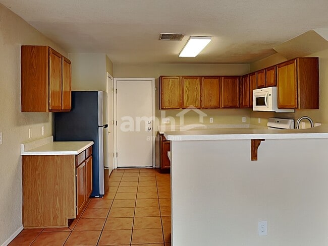 Photo - 6913 S Goshawk Dr