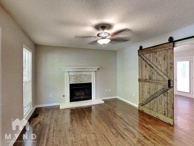 Photo - 77 Wendy Way