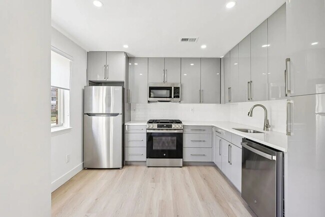 Photo - 1200 Bradley Ct Unit 706