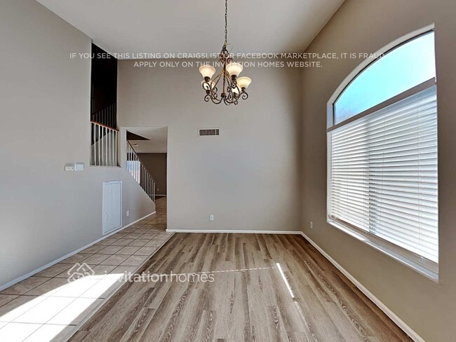 Photo - 1051 N 158th Ave