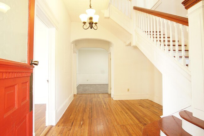 Photo - 1320 N Liberty St