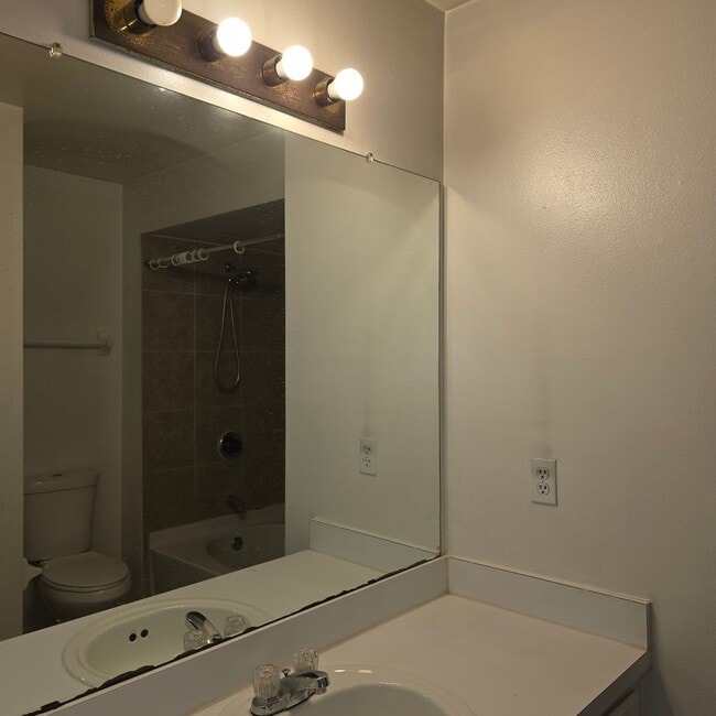 Photo - Windsor at Sabal Walk 2/1