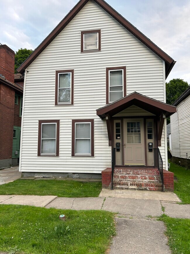 Photo - 29 Henry St Apartments Unit 2nd floor
