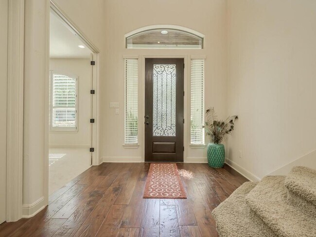 Photo - 12912 Schleicher Trail