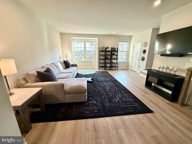 Photo - 8810 Sybil Ln